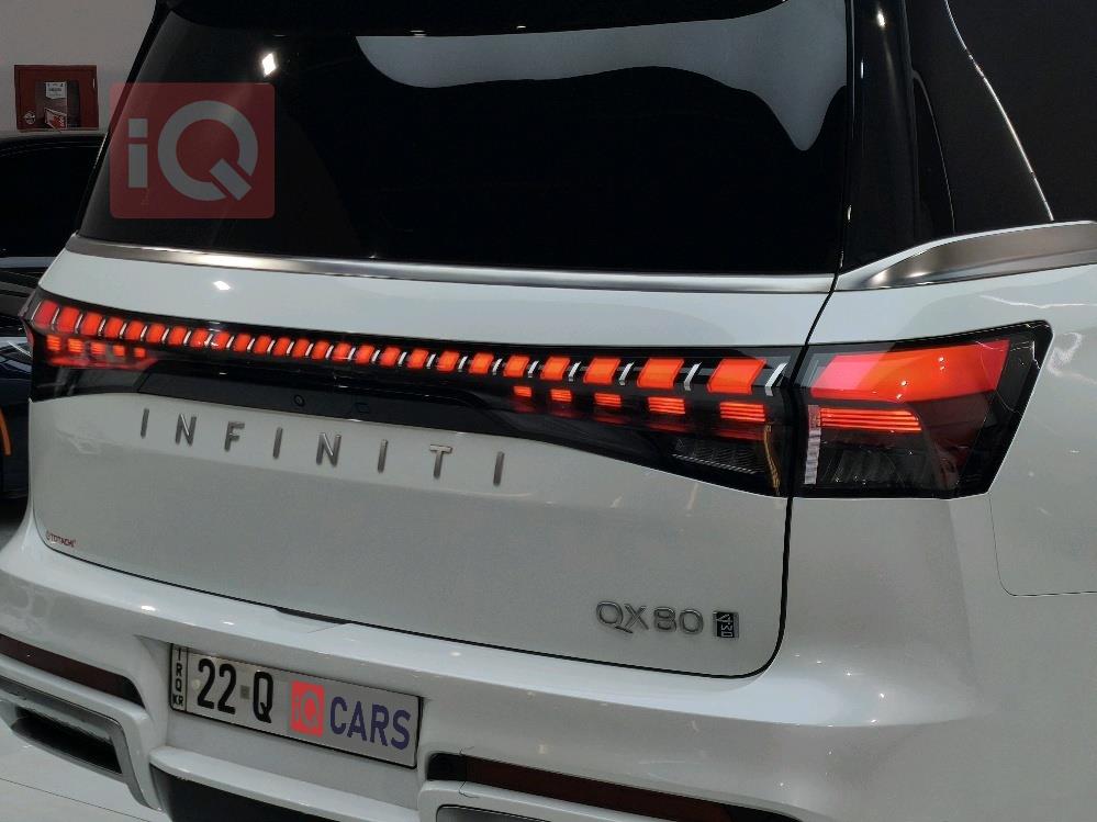 إنفينيتي QX80